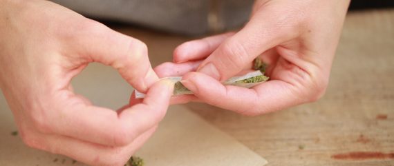 Cannabis : comment aider au mieux son ado à s’en sortir